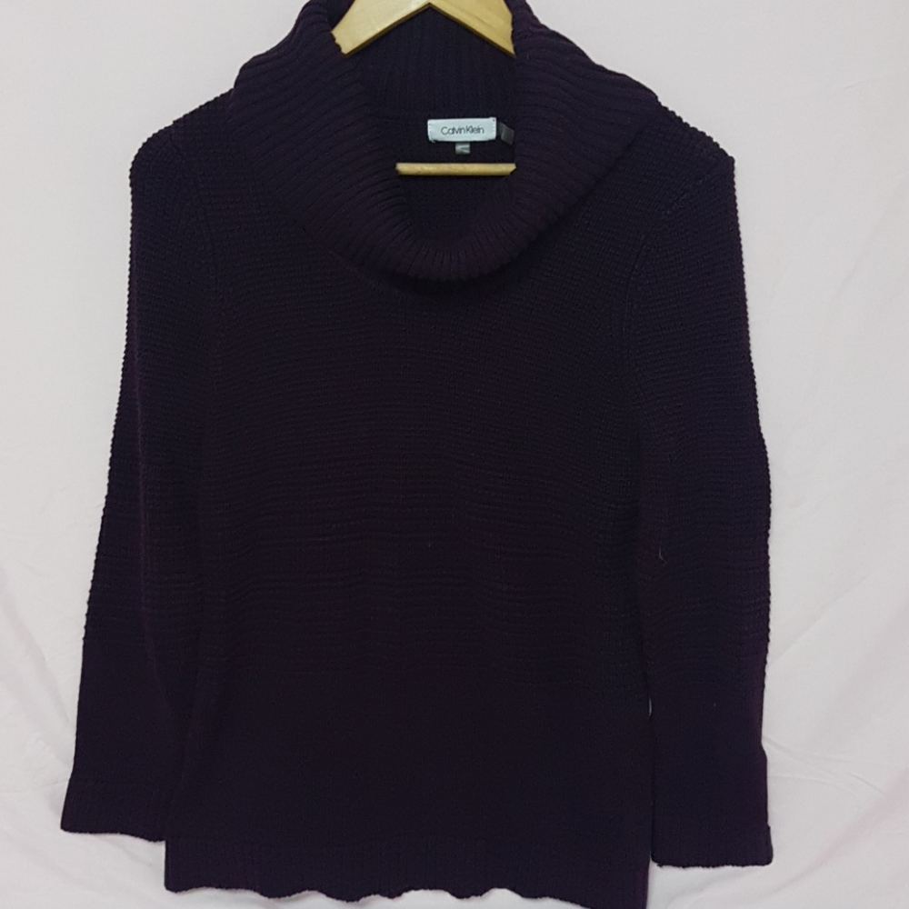 Calvin Klein Sweater